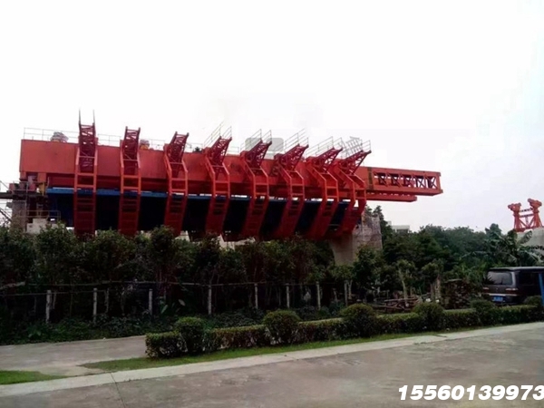 上海32-900吨上行式移动模架